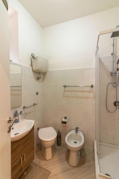 Apartment Ristrutturato A 1600mt Dal Colosseo Rome